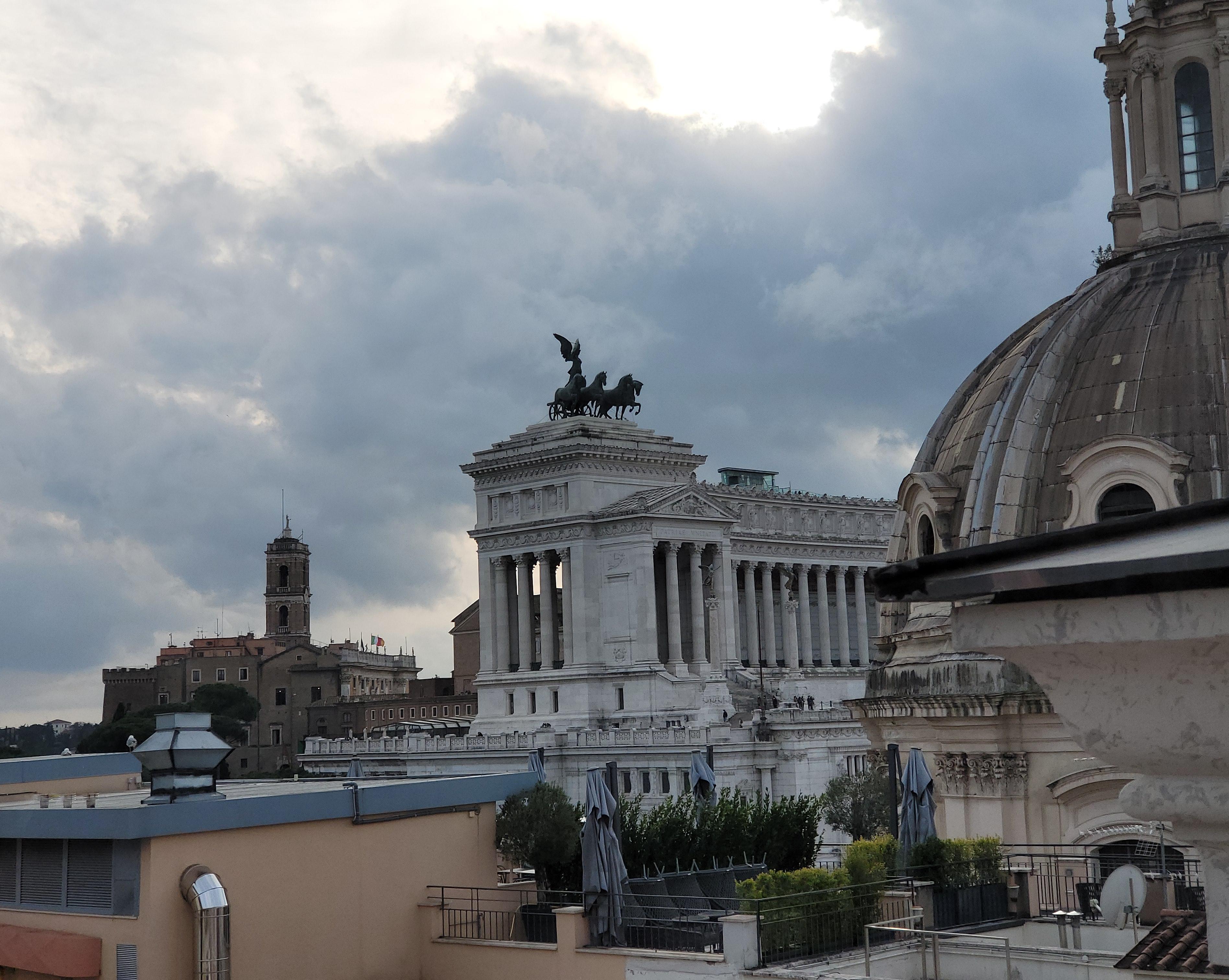 H10 Palazzo Galla Рим Экстерьер фото